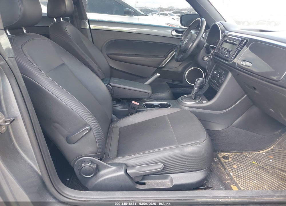 2015 VOLKSWAGEN BEETLE 1.8T VIN: 3VWJ07AT4FM604921