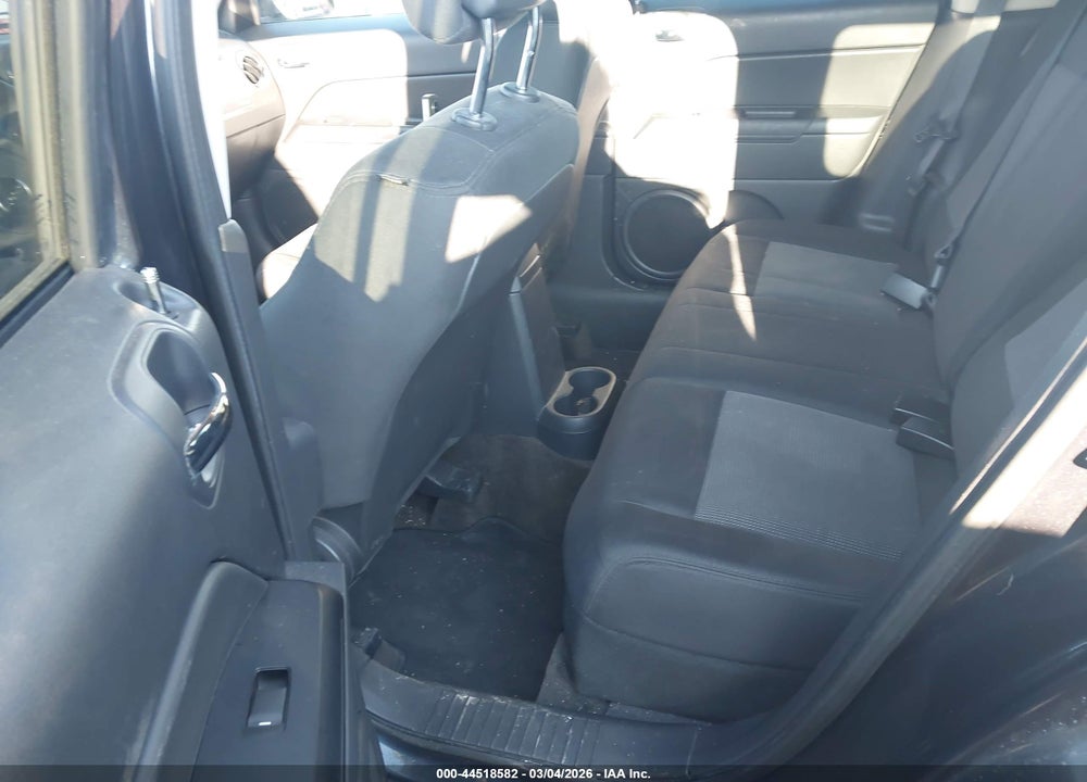 2014 JEEP PATRIOT LATITUDE VIN: 1C4NJRFB5ED716912