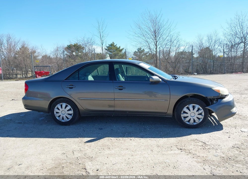 2004 TOYOTA CAMRY XLE VIN: 4T1BE32K64U902799