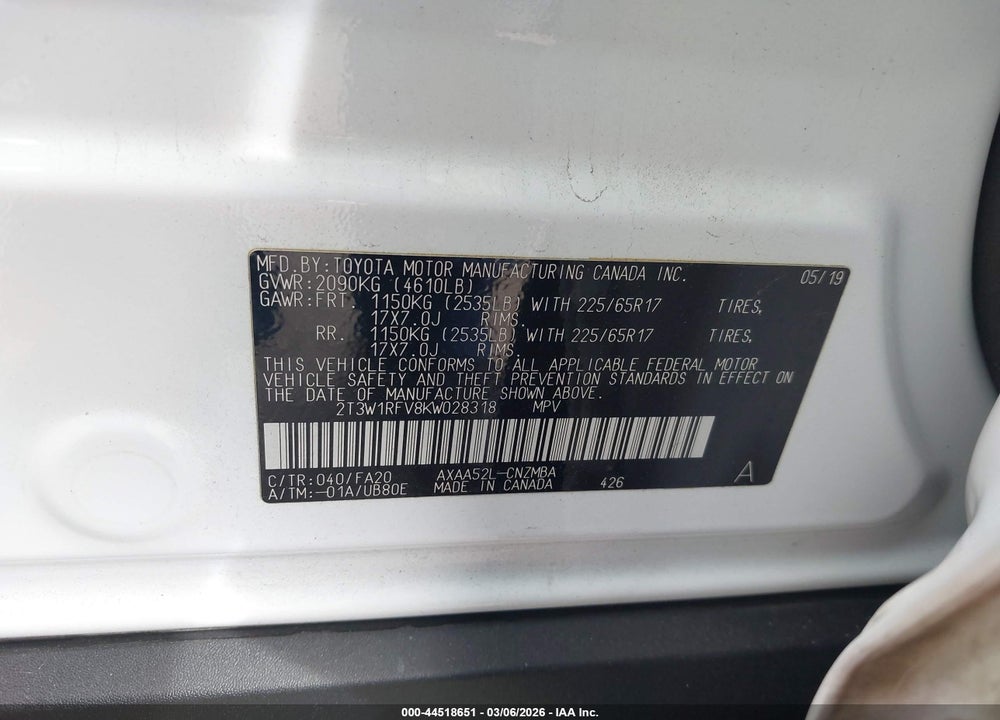 2019 TOYOTA RAV4 XLE VIN: 2T3W1RFV8KW028318
