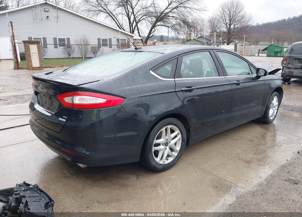 2014 FORD FUSION SE VIN: 3FA6P0HD6ER218230