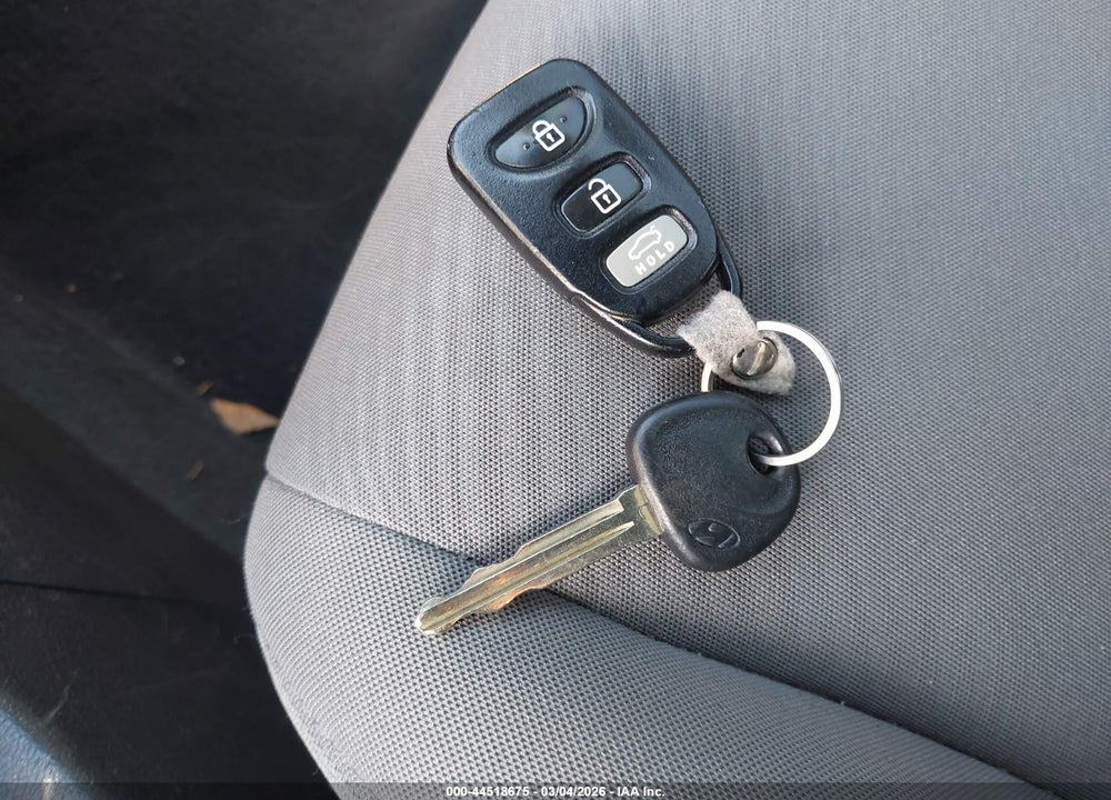 2013 HYUNDAI ELANTRA GLS/LIMITED VIN: KMHDH4AE7DU579980