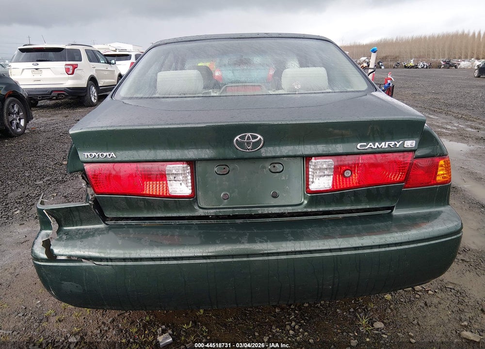 2001 TOYOTA CAMRY LE VIN: 4T1BG22K71U107809