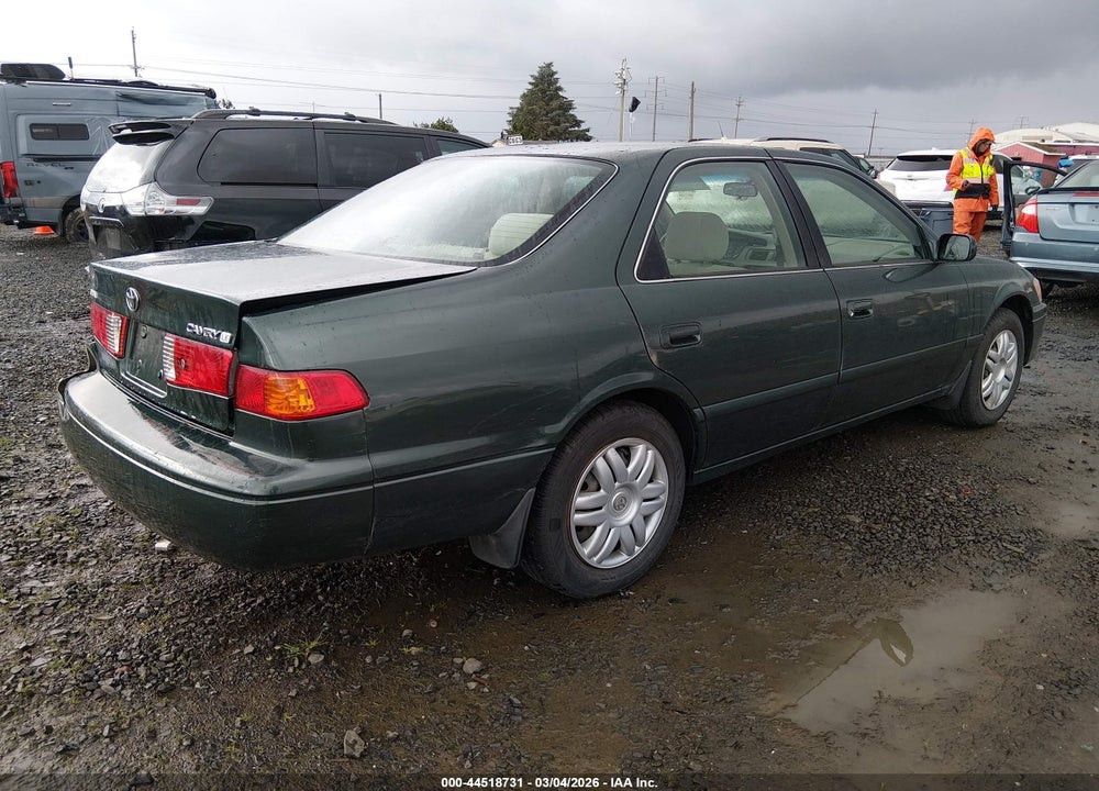 2001 TOYOTA CAMRY LE VIN: 4T1BG22K71U107809