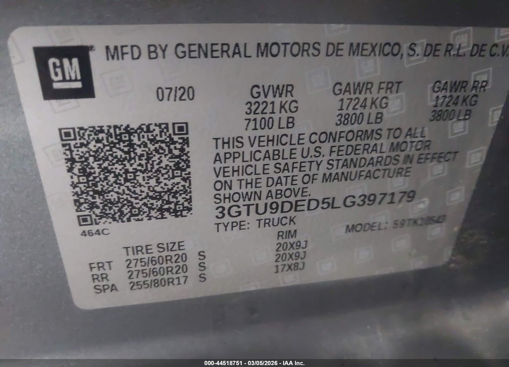 2020 GMC SIERRA 1500 4WD  SHORT BOX SLT VIN: 3GTU9DED5LG397179