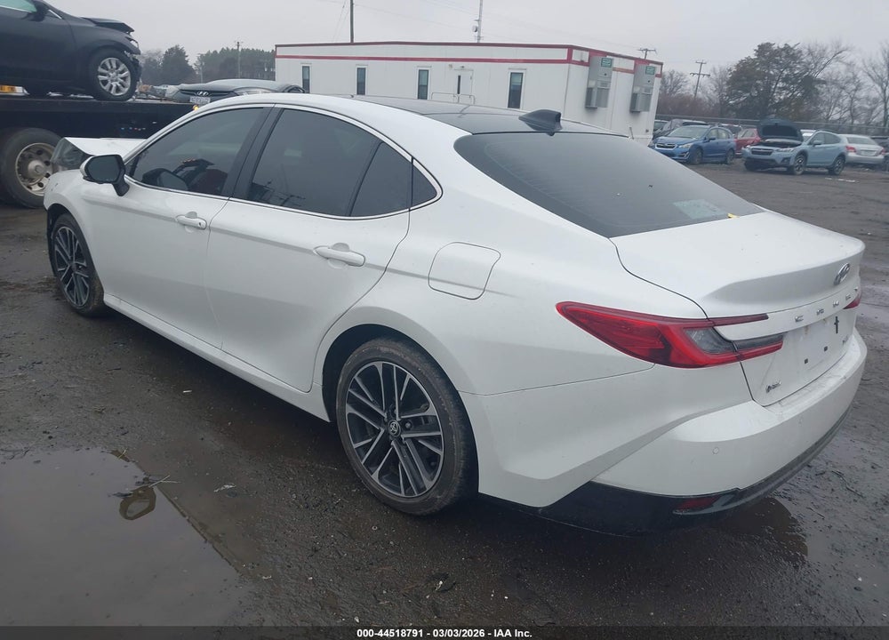 2025 TOYOTA CAMRY XLE VIN: 4T1DAACK7SU068174