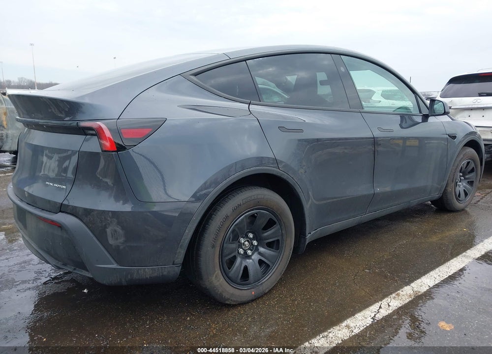 2026 TESLA MODEL Y LONG RANGE LAUNCH SERIES/PREMIUM ALL-WHEEL DRIVE VIN: 7SAYGDEE6TA637300