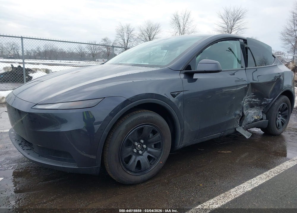 2026 TESLA MODEL Y LONG RANGE LAUNCH SERIES/PREMIUM ALL-WHEEL DRIVE VIN: 7SAYGDEE6TA637300