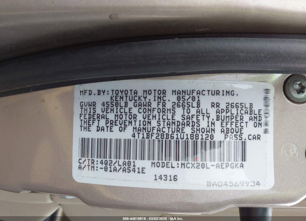 2001 TOYOTA AVALON XLS VIN: 4T1BF28B61U188120
