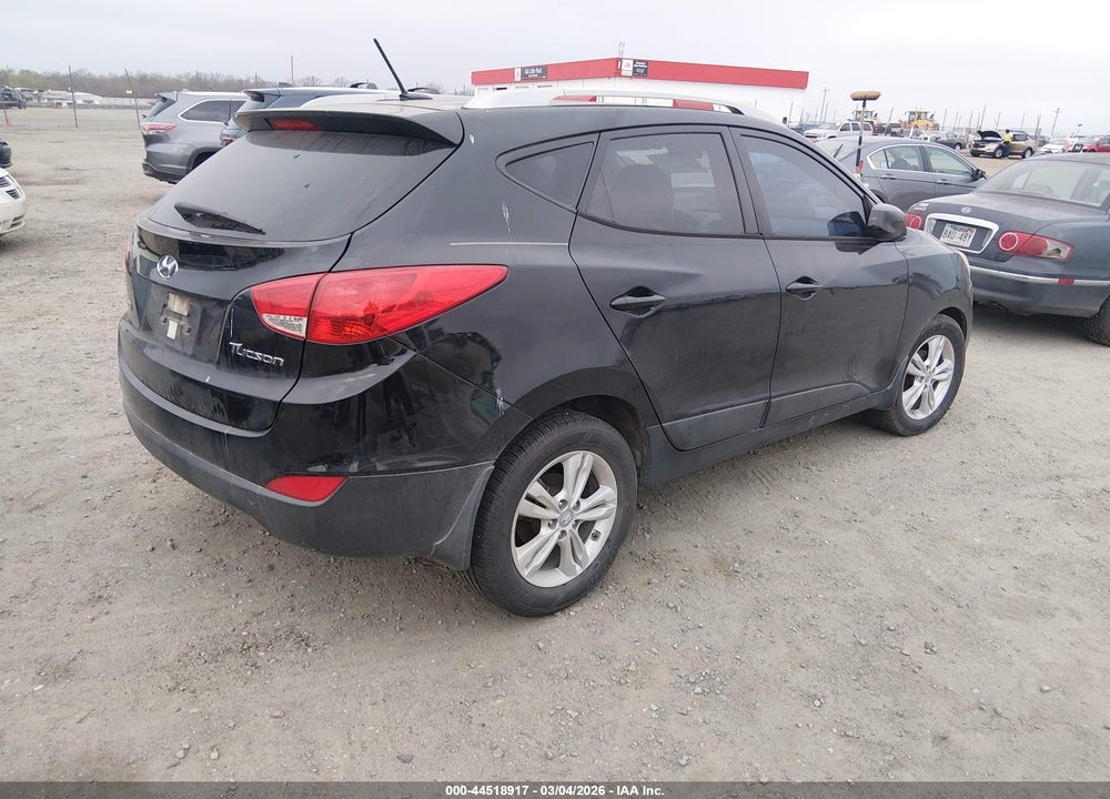 2011 HYUNDAI TUCSON GLS VIN: KM8JU3AC9BU279068