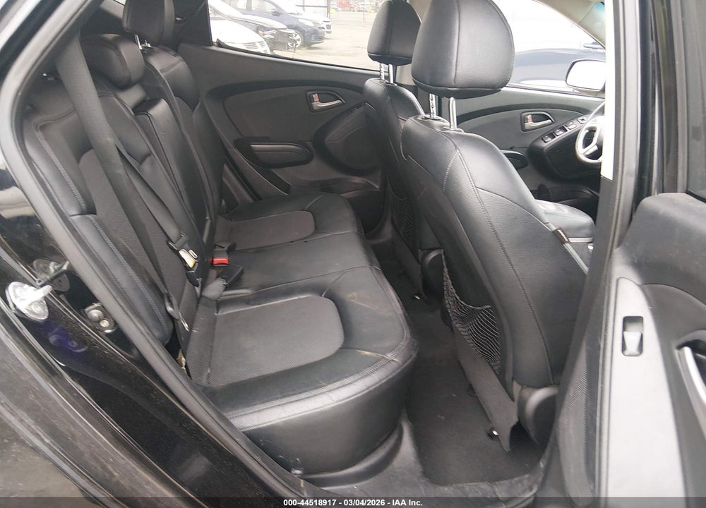 2011 HYUNDAI TUCSON GLS VIN: KM8JU3AC9BU279068