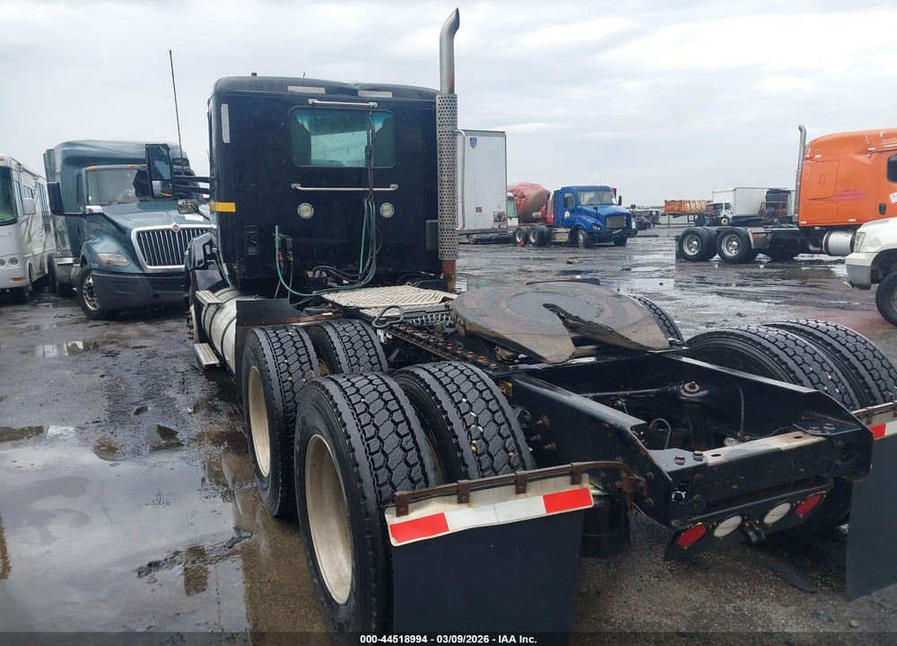 2017 KENWORTH T680 VIN: 1XKYDP9X2HJ160035