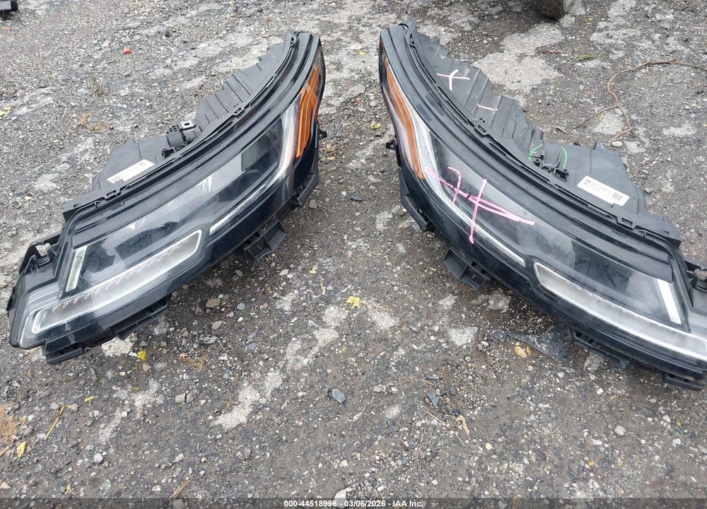 2020 LAND ROVER RANGE ROVER EVOQUE S VIN: SALZJ2FX4LH071902