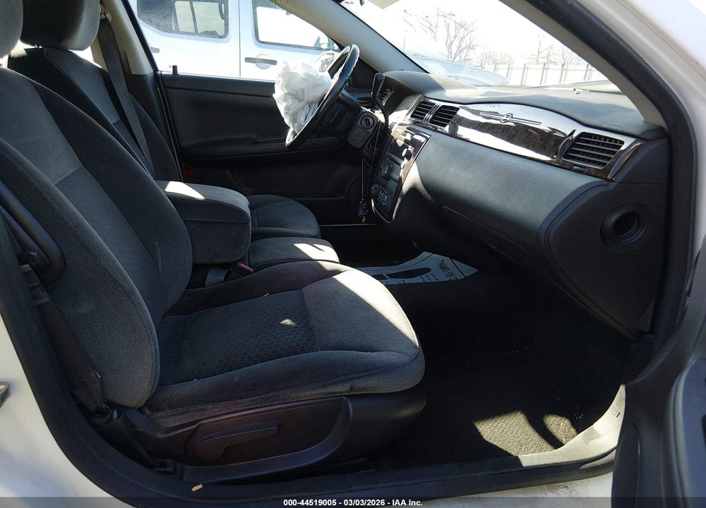 2012 CHEVROLET IMPALA LT VIN: 2G1WB5E32C1151847