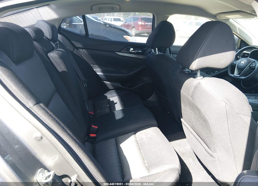 2017 NISSAN MAXIMA 3.5 S VIN: 1N4AA6APXHC430148