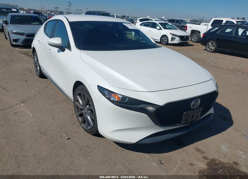 2019 MAZDA 3 PREFERRED PACKAGE VIN: JM1BPBMM7K1143716