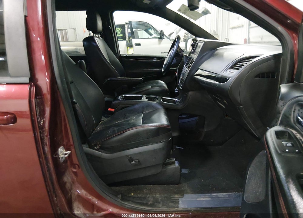 2018 DODGE GRAND CARAVAN GT VIN: 2C4RDGEG1JR214741