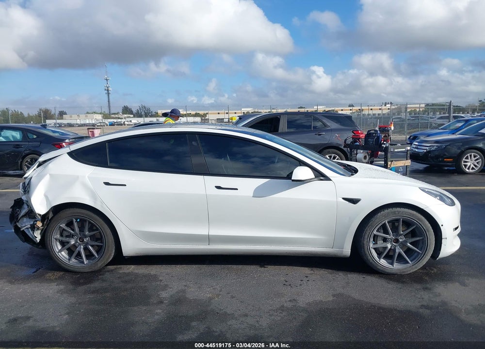 2021 TESLA MODEL 3 LONG RANGE DUAL MOTOR ALL-WHEEL DRIVE VIN: 5YJ3E1EB3MF915494
