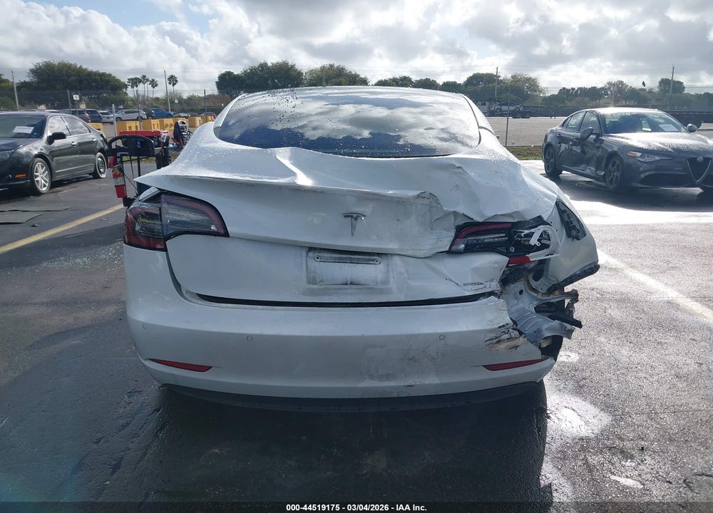 2021 TESLA MODEL 3 LONG RANGE DUAL MOTOR ALL-WHEEL DRIVE VIN: 5YJ3E1EB3MF915494
