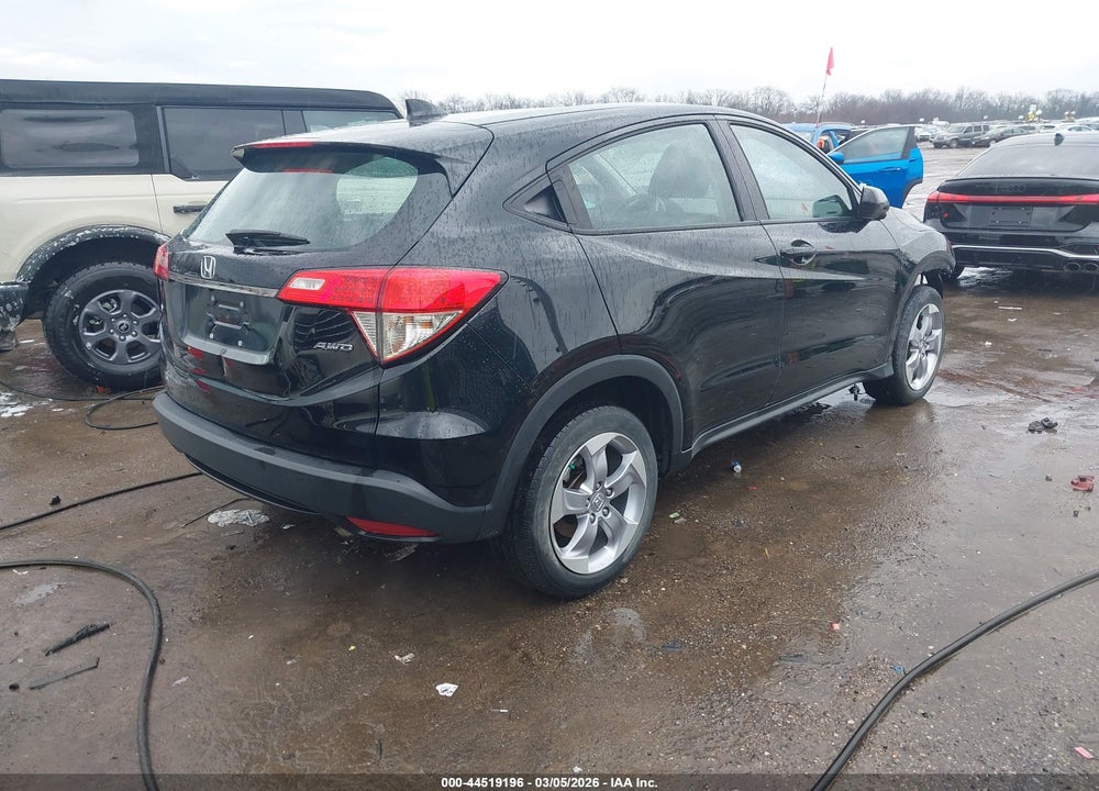 2022 HONDA HR-V AWD LX VIN: 3CZRU6H3XNM722796