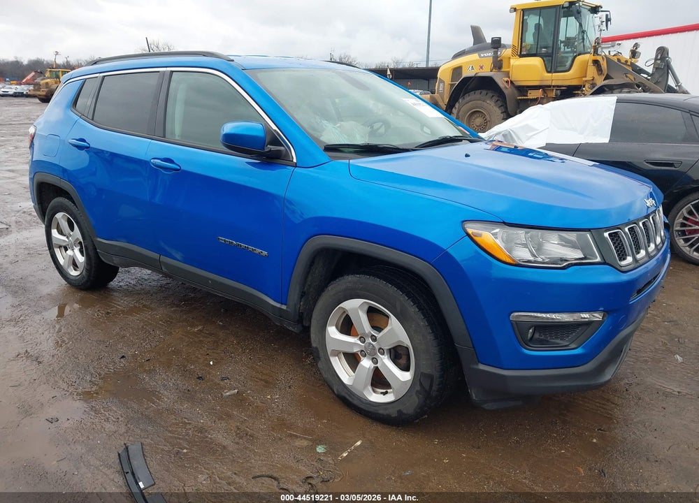 2018 JEEP COMPASS LATITUDE 4X4 VIN: 3C4NJDBBXJT155037