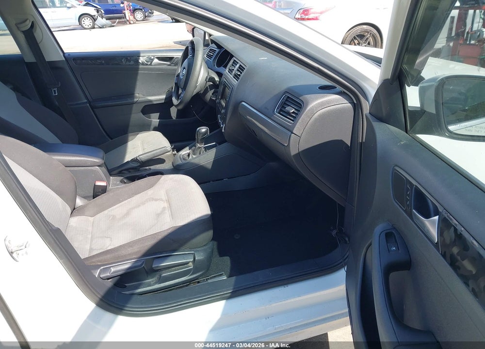 2017 VOLKSWAGEN JETTA 1.4T S VIN: 3VW2B7AJ8HM364045