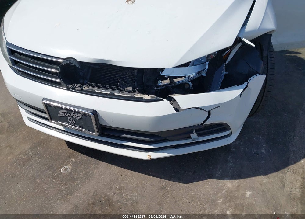 2017 VOLKSWAGEN JETTA 1.4T S VIN: 3VW2B7AJ8HM364045