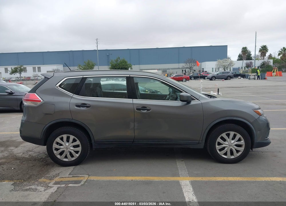 2016 NISSAN ROGUE S VIN: JN8AT2MV6GW140563