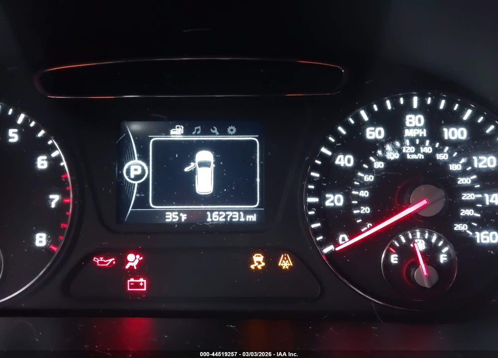 2016 KIA SORENTO 2.4L LX VIN: 5XYPGDA32GG058450