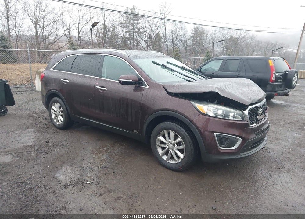 2016 KIA SORENTO 2.4L LX VIN: 5XYPGDA32GG058450