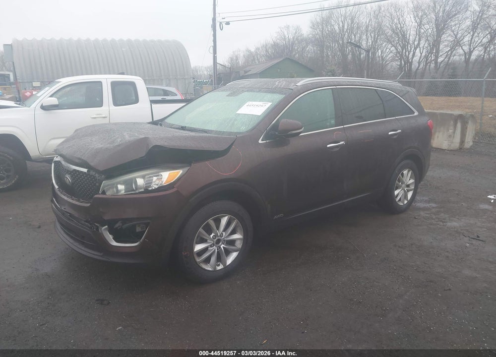 2016 KIA SORENTO 2.4L LX VIN: 5XYPGDA32GG058450
