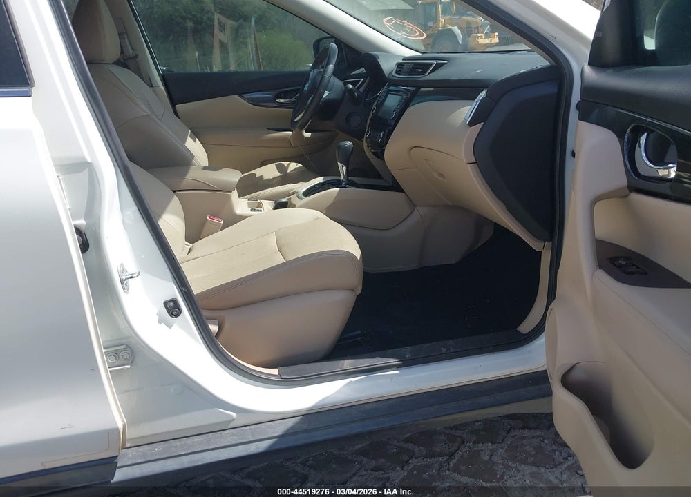 2016 NISSAN ROGUE SL VIN: 5N1AT2MV7GC759519