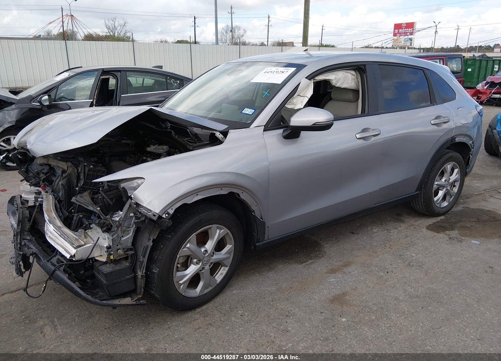 2024 HONDA HR-V 2WD LX VIN: 3CZRZ1H35RM713062
