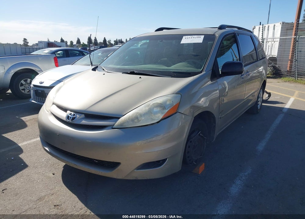 2010 TOYOTA SIENNA LE VIN: 5TDKK4CC9AS305253