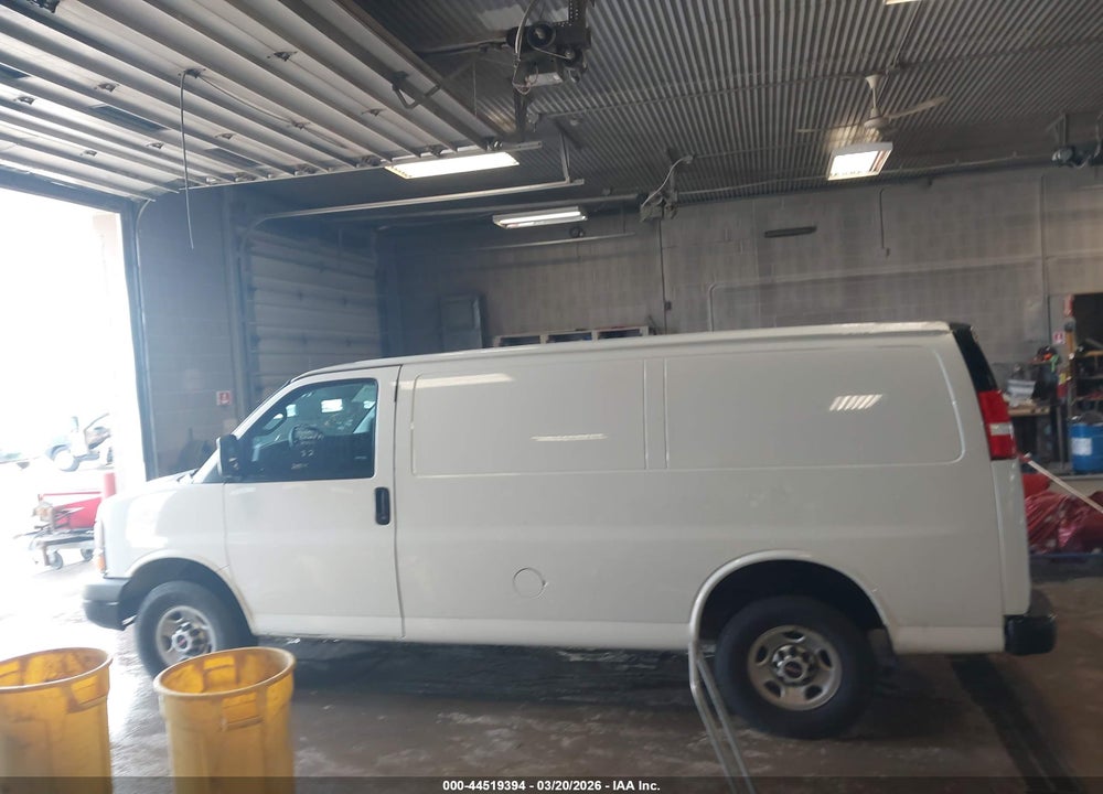 2016 GMC SAVANA 3500 WORK VAN VIN: 1GTZ7GFG2G1218574