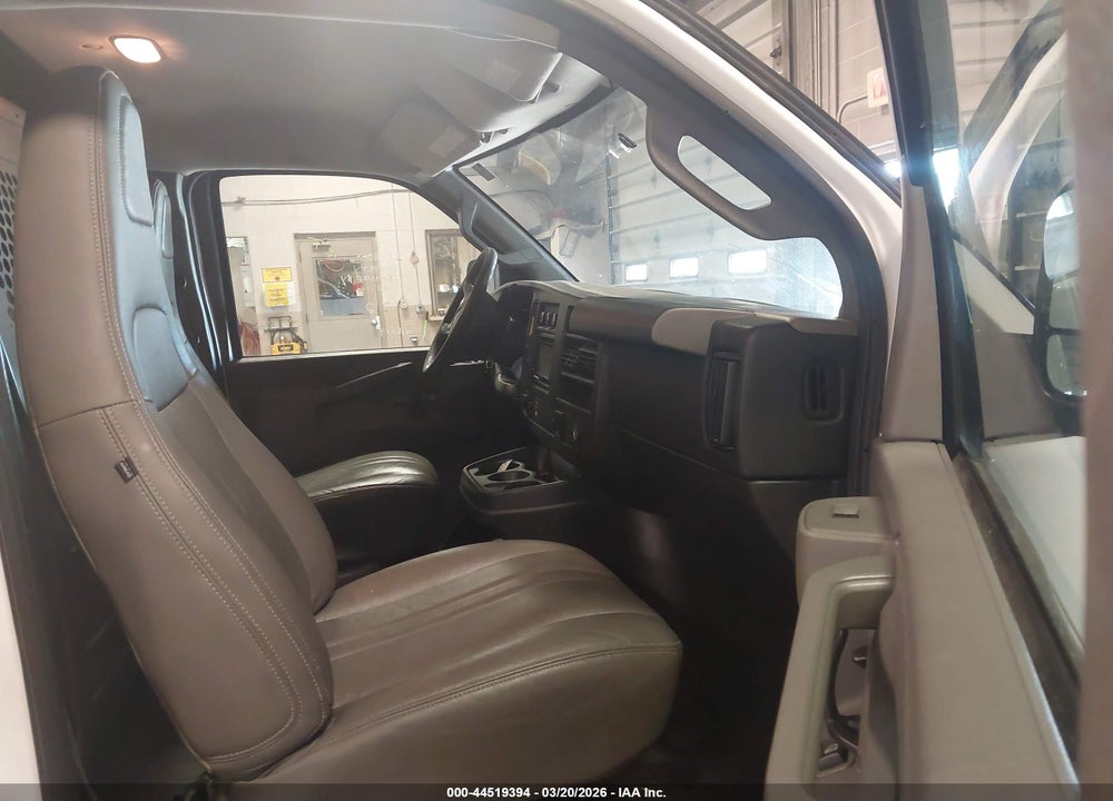 2016 GMC SAVANA 3500 WORK VAN VIN: 1GTZ7GFG2G1218574