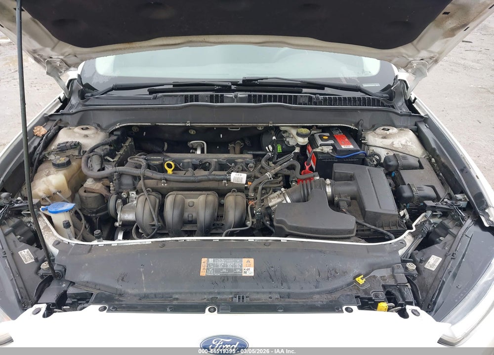 2015 FORD FUSION SE VIN: 3FA6P0H7XFR276644