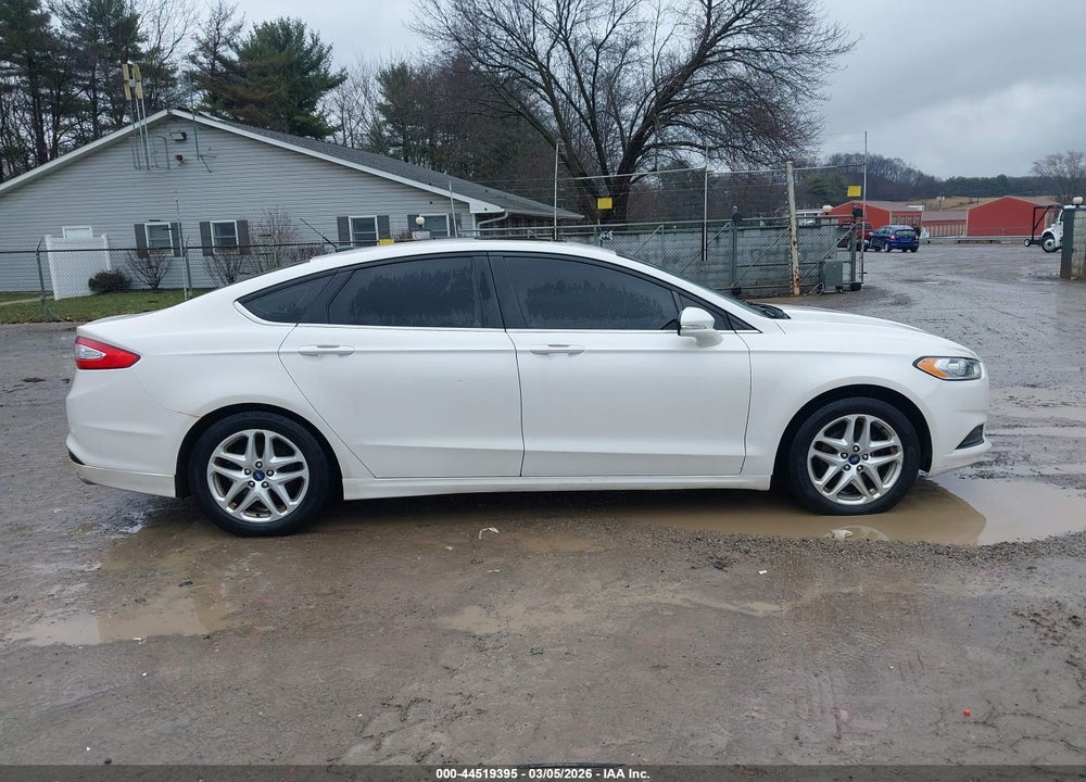 2015 FORD FUSION SE VIN: 3FA6P0H7XFR276644