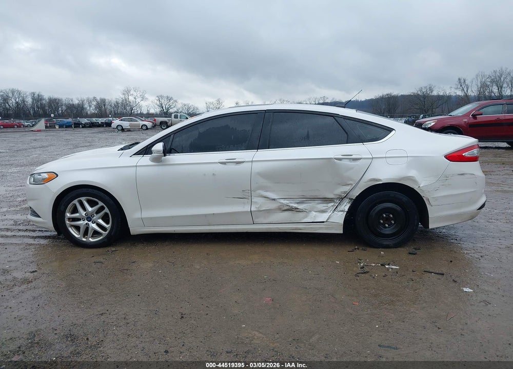 2015 FORD FUSION SE VIN: 3FA6P0H7XFR276644