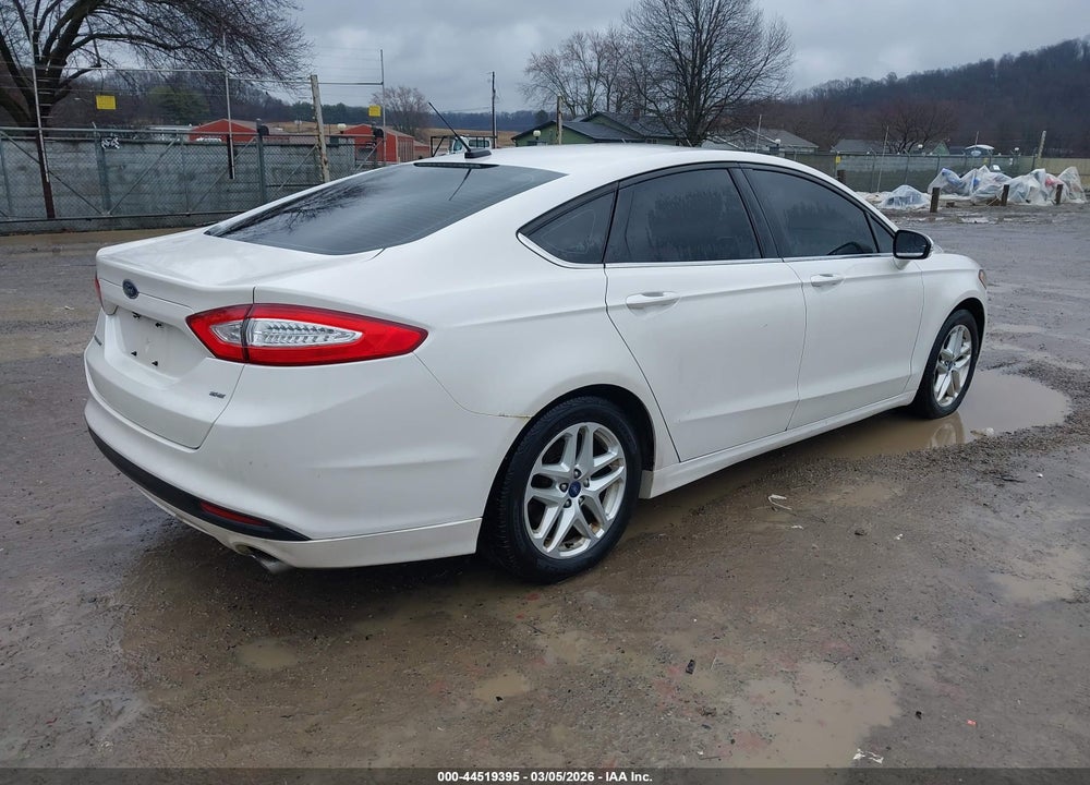 2015 FORD FUSION SE VIN: 3FA6P0H7XFR276644