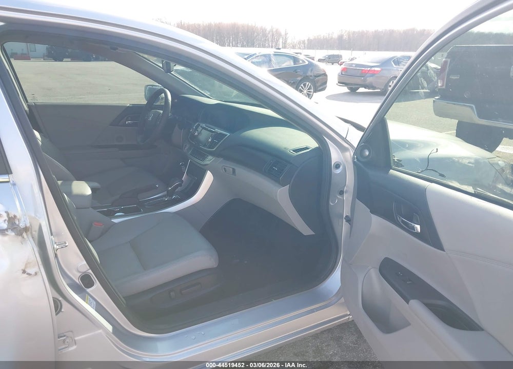 2015 HONDA ACCORD EX-L VIN: 1HGCR2F8XFA041994