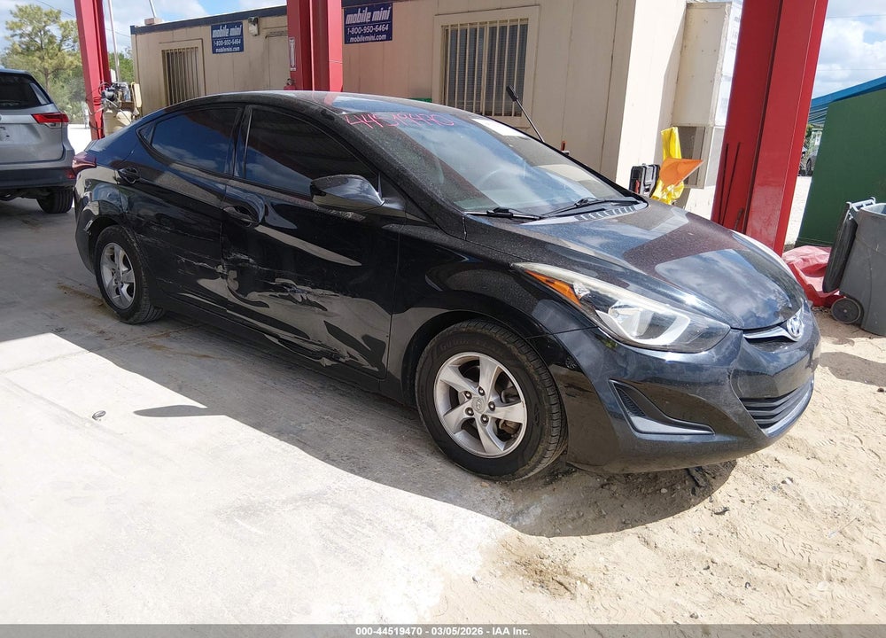 2015 HYUNDAI ELANTRA SE VIN: 5NPDH4AE5FH582037