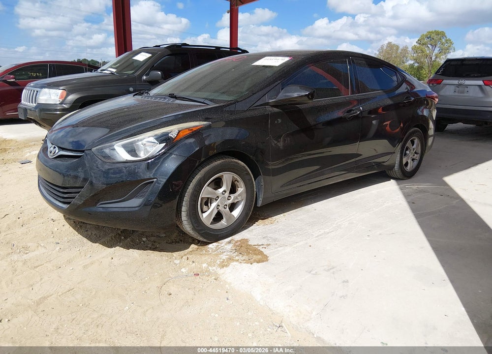 2015 HYUNDAI ELANTRA SE VIN: 5NPDH4AE5FH582037