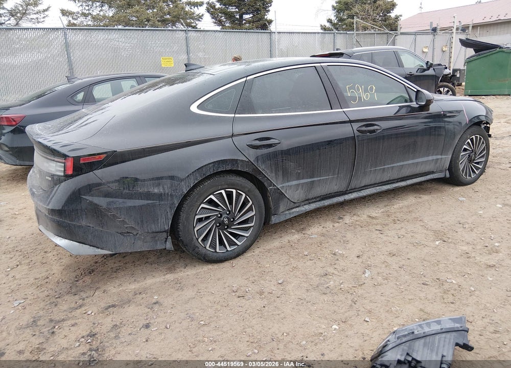 2025 HYUNDAI SONATA HYBRID LIMITED VIN: KMHL54JJ2SA104639
