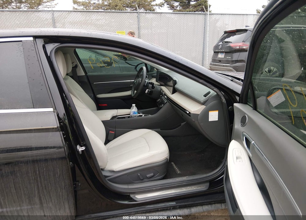 2025 HYUNDAI SONATA HYBRID LIMITED VIN: KMHL54JJ2SA104639