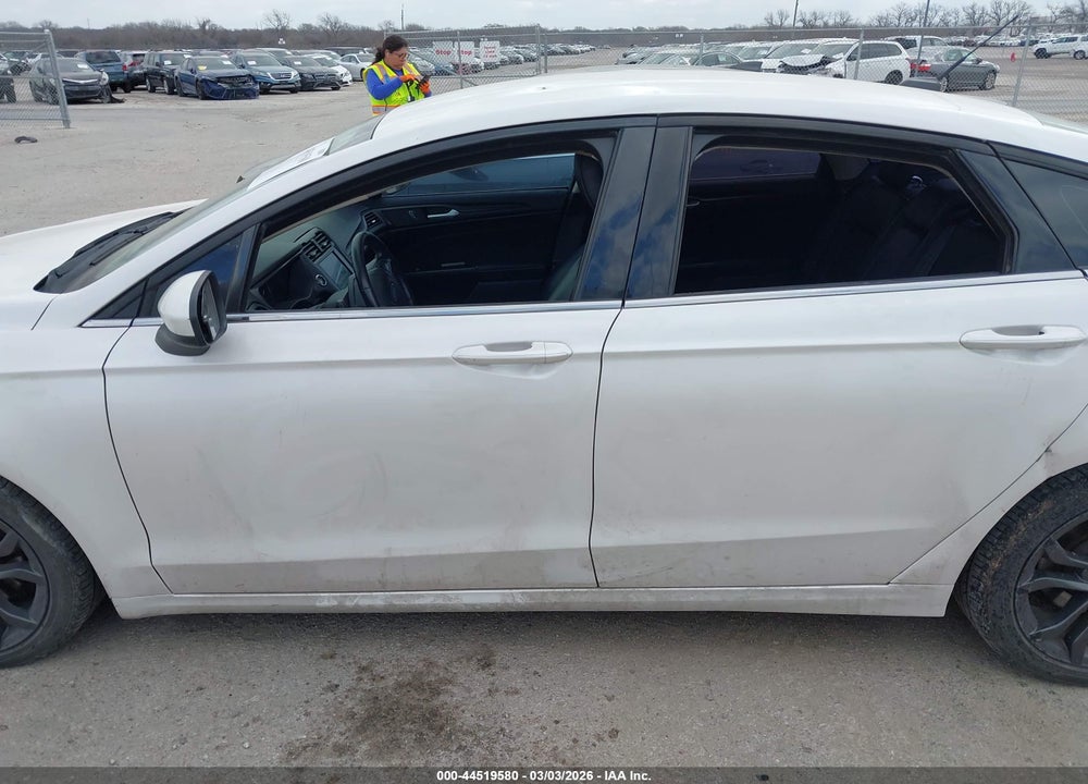 2018 FORD FUSION SE VIN: 3FA6P0H78JR272875