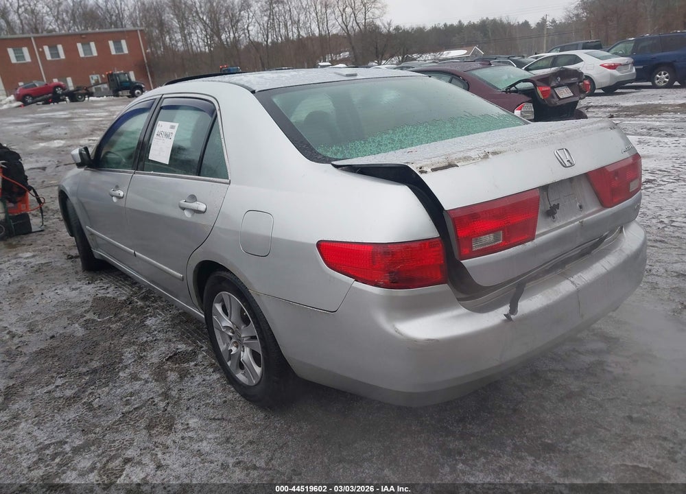 2005 HONDA ACCORD 2.4 EX VIN: 1HGCM56875A149875