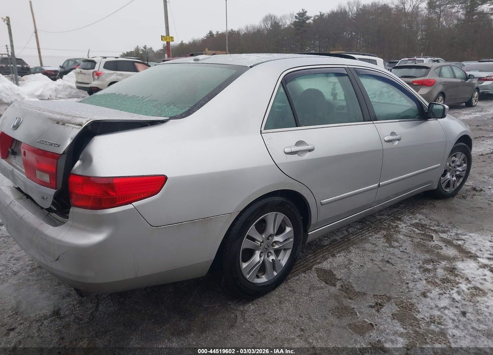 2005 HONDA ACCORD 2.4 EX VIN: 1HGCM56875A149875