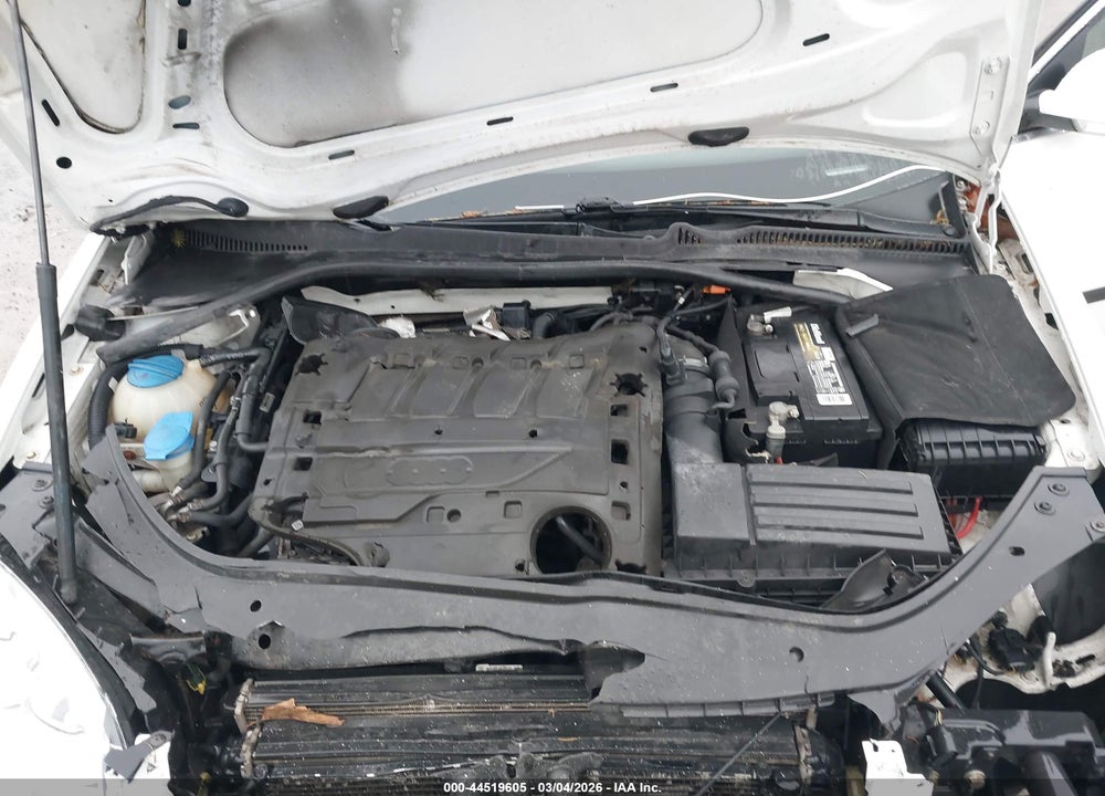 2010 VOLKSWAGEN JETTA TDI VIN: 3VWRL7AJ8AM014366