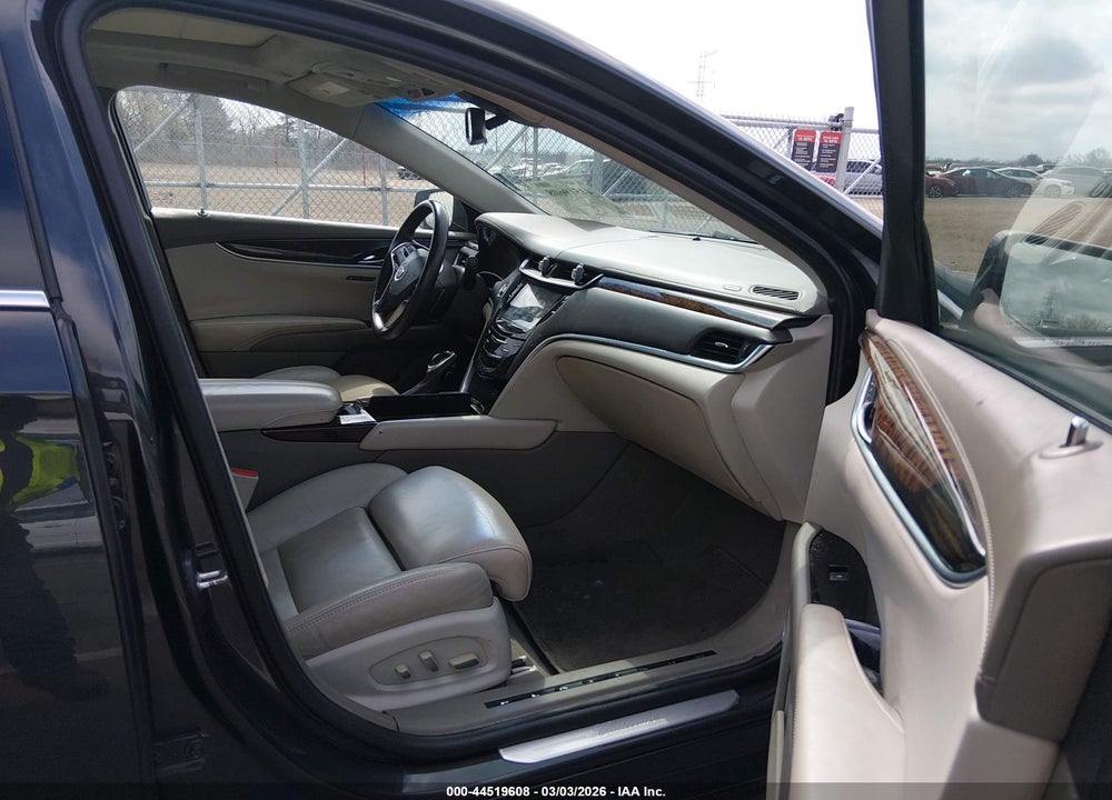 2013 CADILLAC XTS PLATINUM VIN: 2G61U5S35D9111753